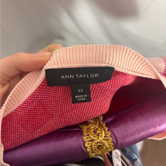 Ann Taylor Pink Red Purple Plaid Short Sleeve Sweater Top - Picture 8 of 14